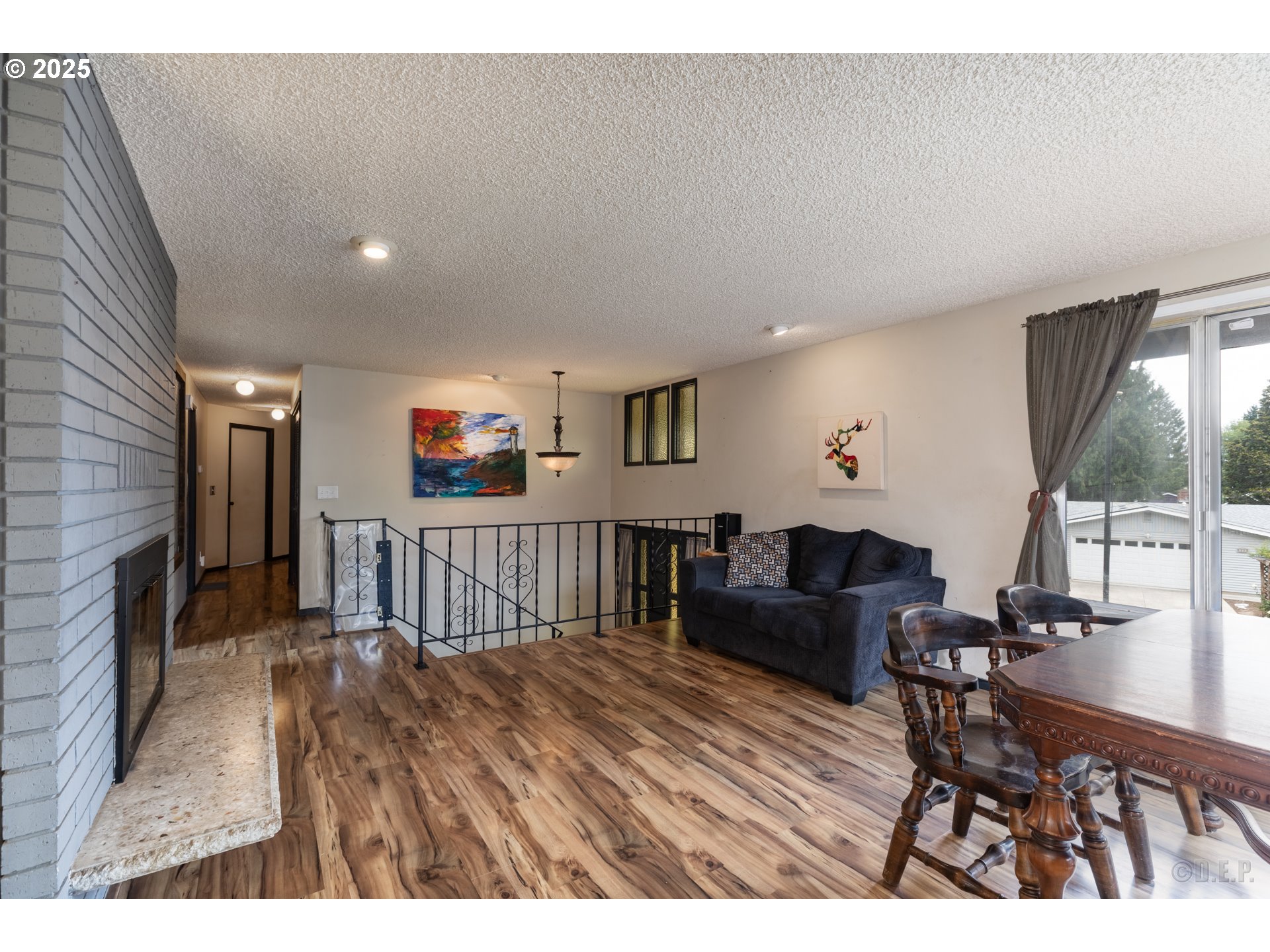 251 ALLENDALE DR