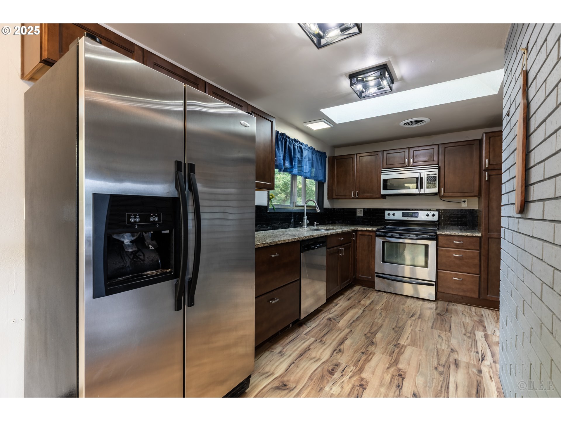 251 ALLENDALE DR