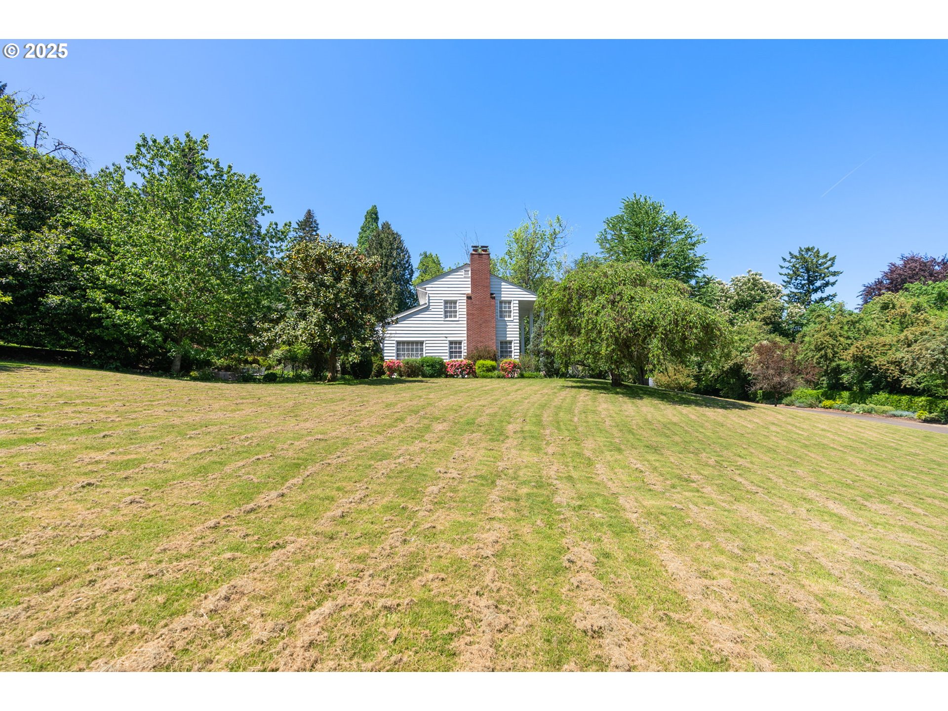 11385 S RIVERWOOD RD