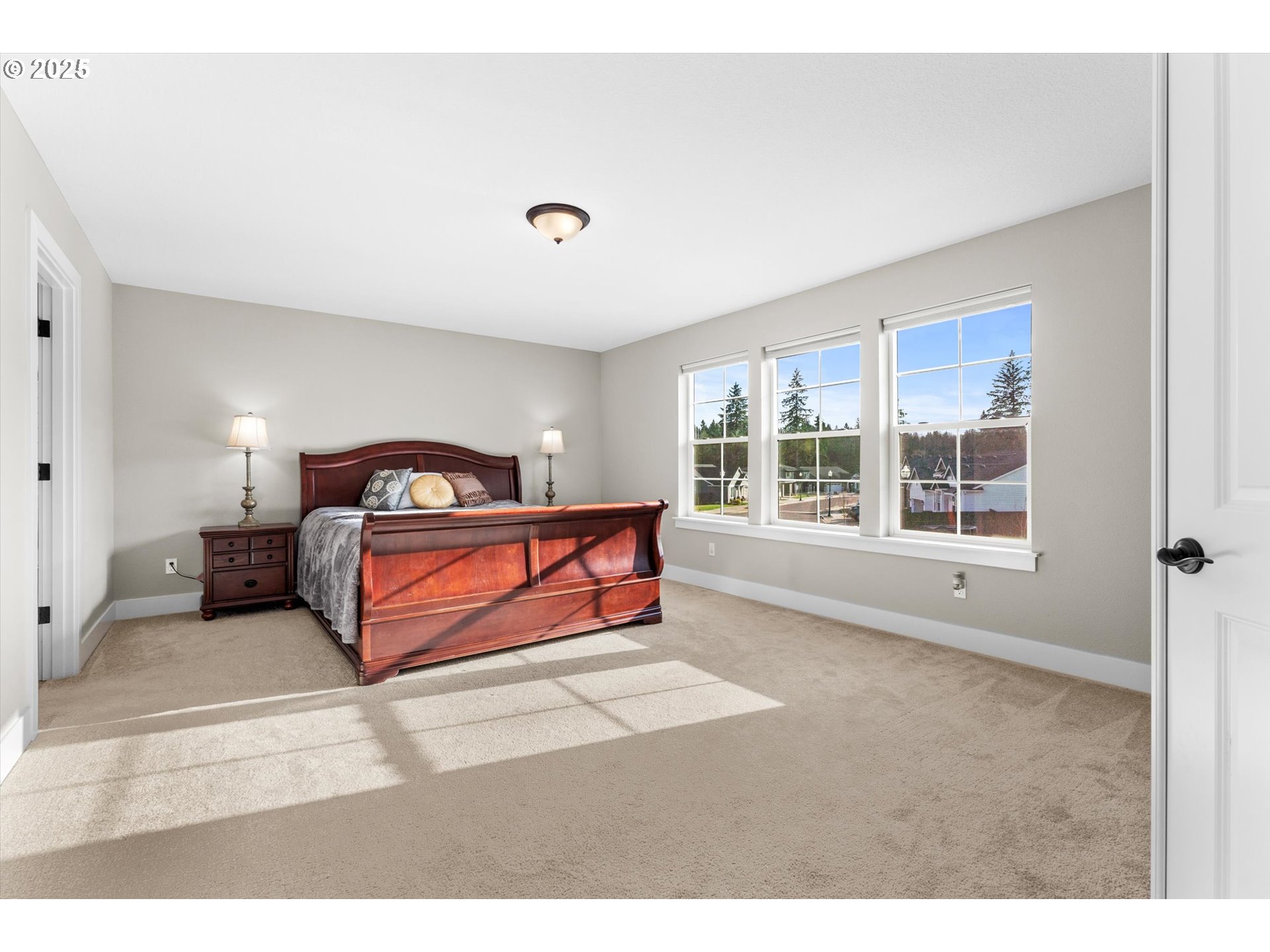 Battle Ground, Washington 98604, United States, 4 Bedrooms Bedrooms, ,3 BathroomsBathrooms,Residential,Active,83611