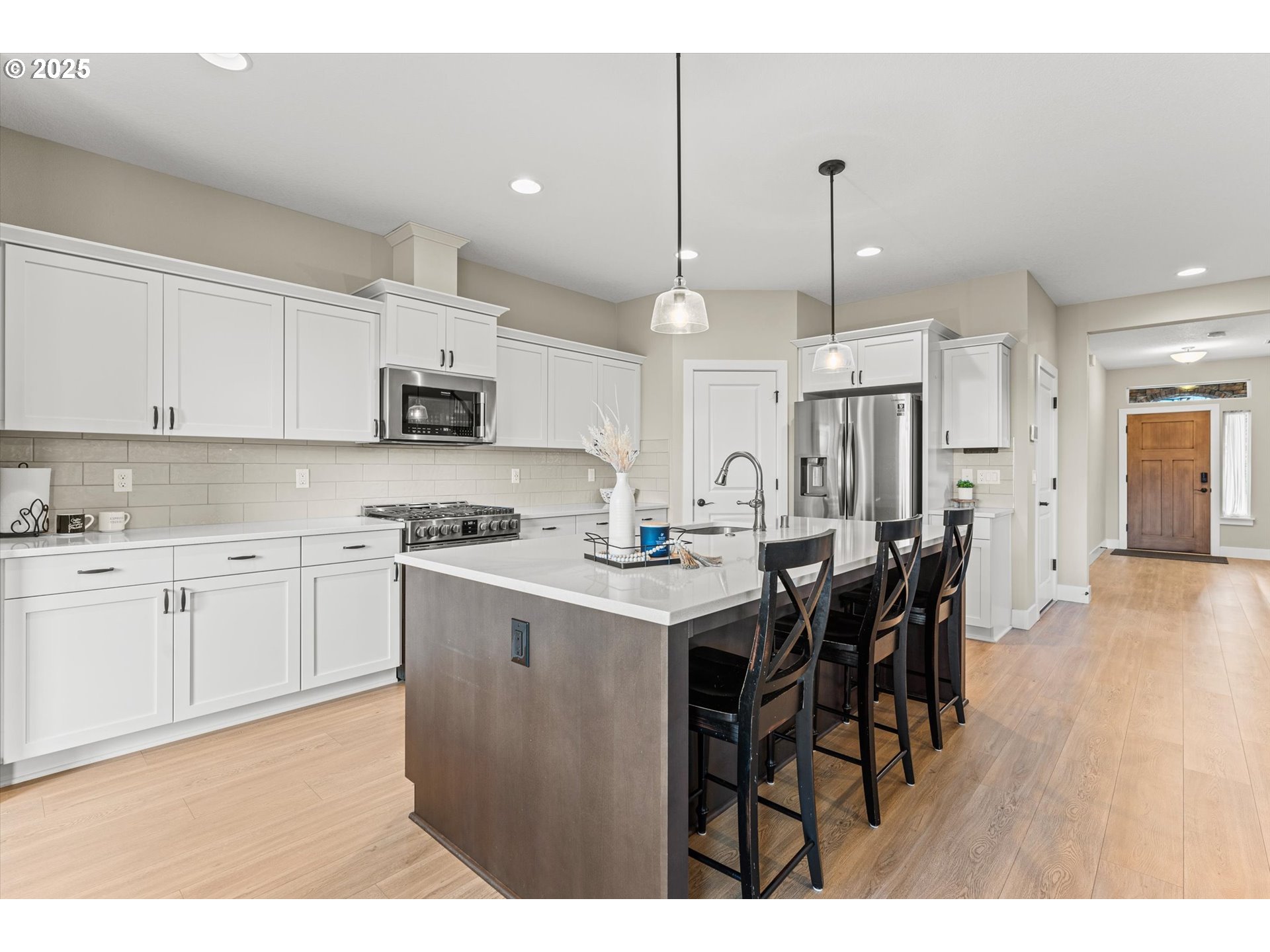 Battle Ground, Washington 98604, United States, 4 Bedrooms Bedrooms, ,3 BathroomsBathrooms,Residential,Active,83611