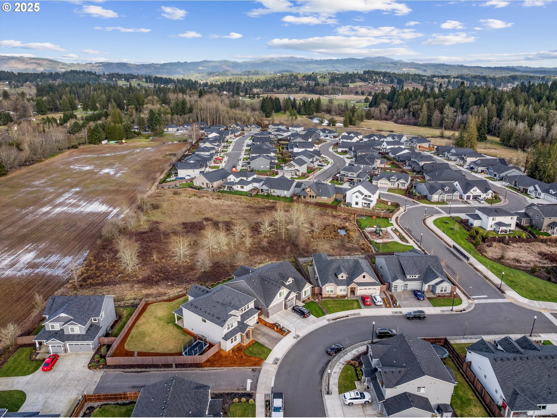 Battle Ground, Washington 98604, United States, 4 Bedrooms Bedrooms, ,3 BathroomsBathrooms,Residential,Active,83611