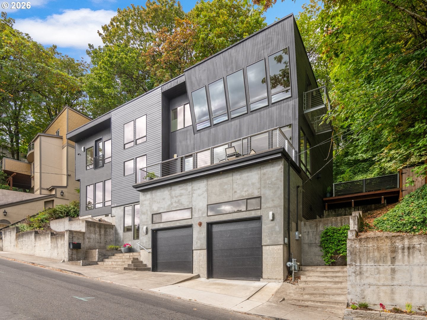 6515 S CORBETT AVE — 3 bed 4 bath Single Family Residence