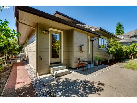 Tiny photo for 1234 Augusta Ct, Creswell, OR 97426 (MLS # 553348613)