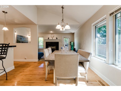 Tiny photo for 1234 Augusta Ct, Creswell, OR 97426 (MLS # 553348613)