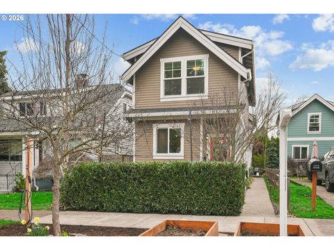 9212 N POLK AVE #A Portland OR 97203