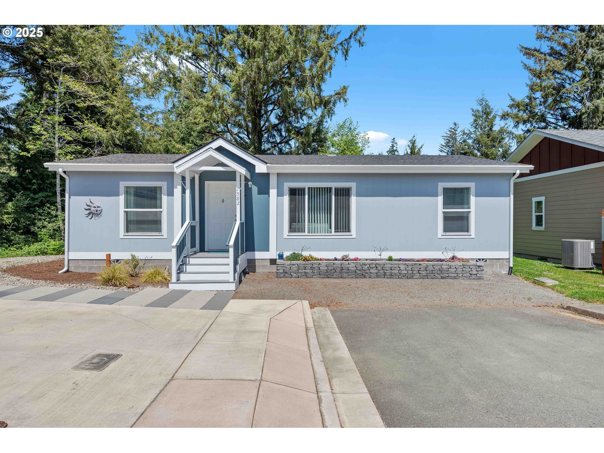1582 PENNSYLVANIA PL
