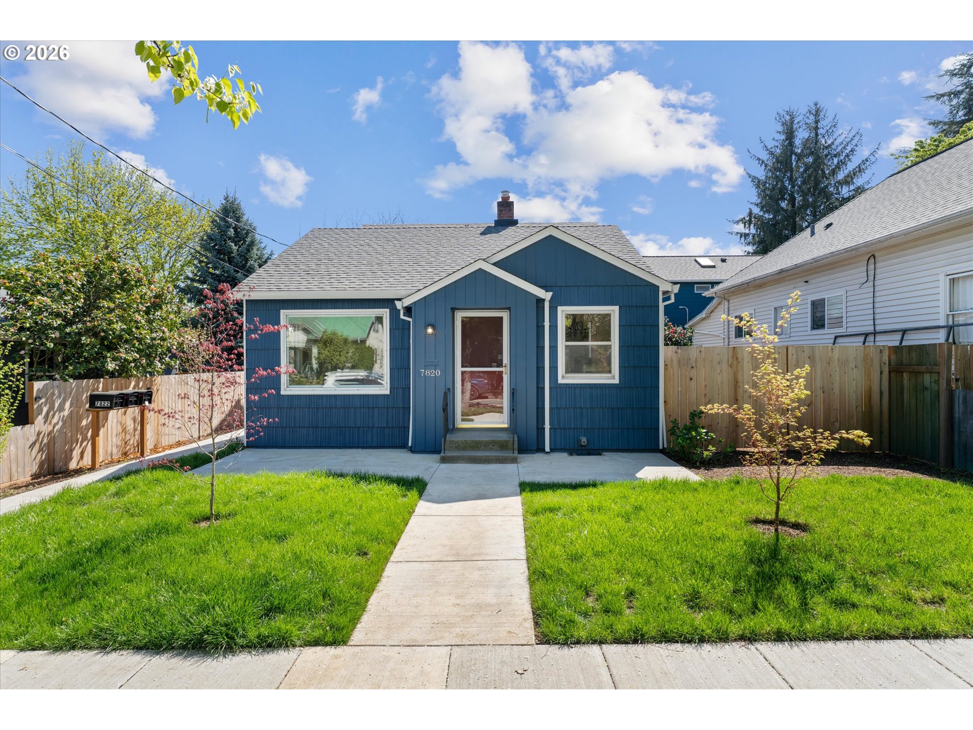 7820 SE SALMON ST