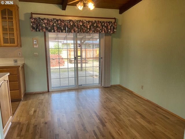 1466 W FAIRVIEW DR