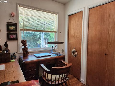 A home in Port Orford