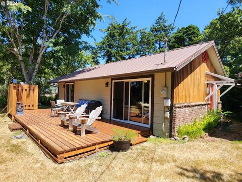 A home in Port Orford