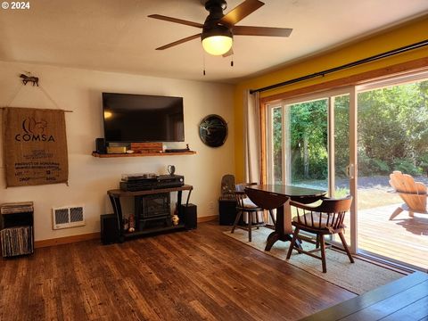 A home in Port Orford