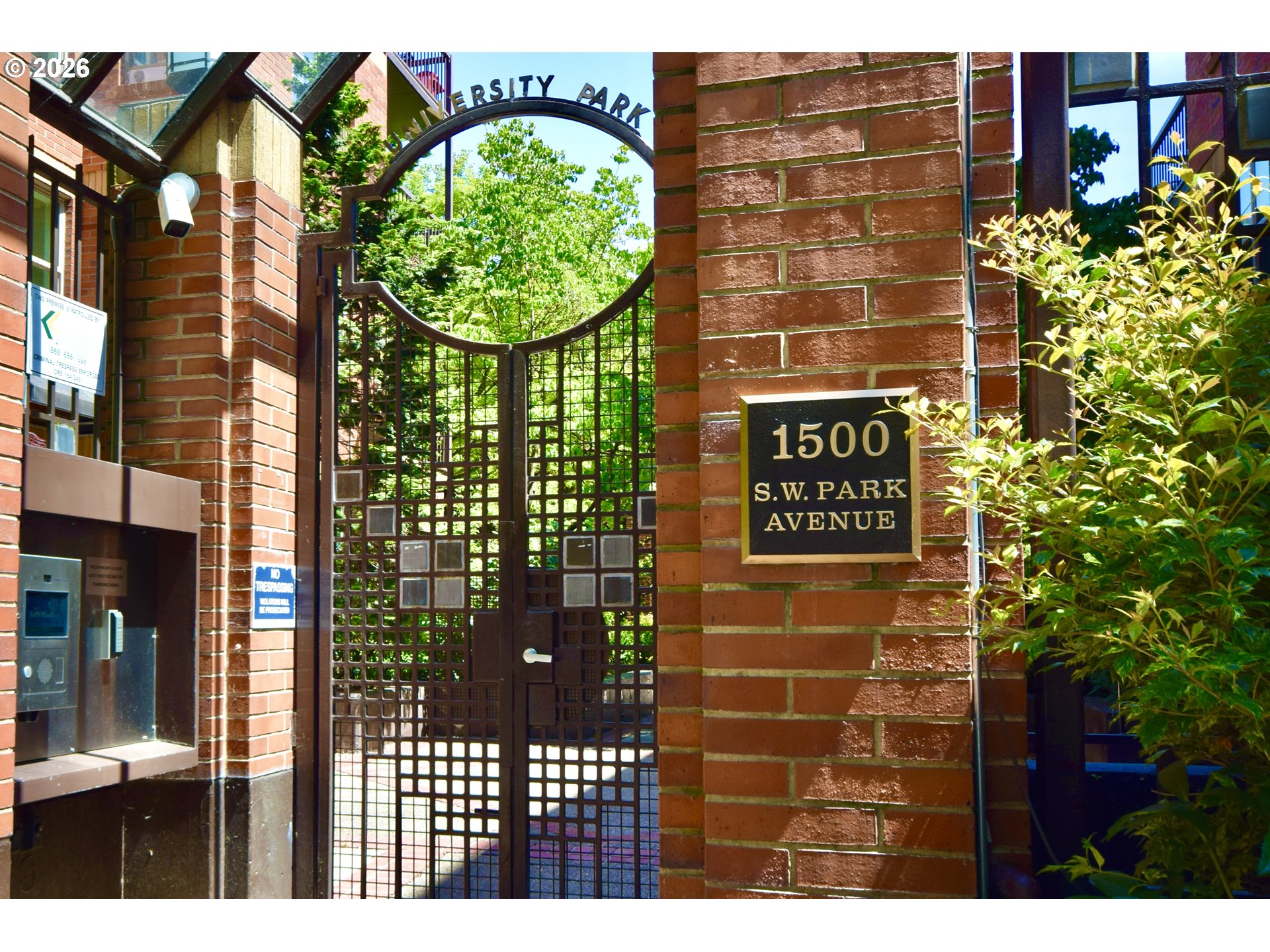 1500 SW PARK AVE 206