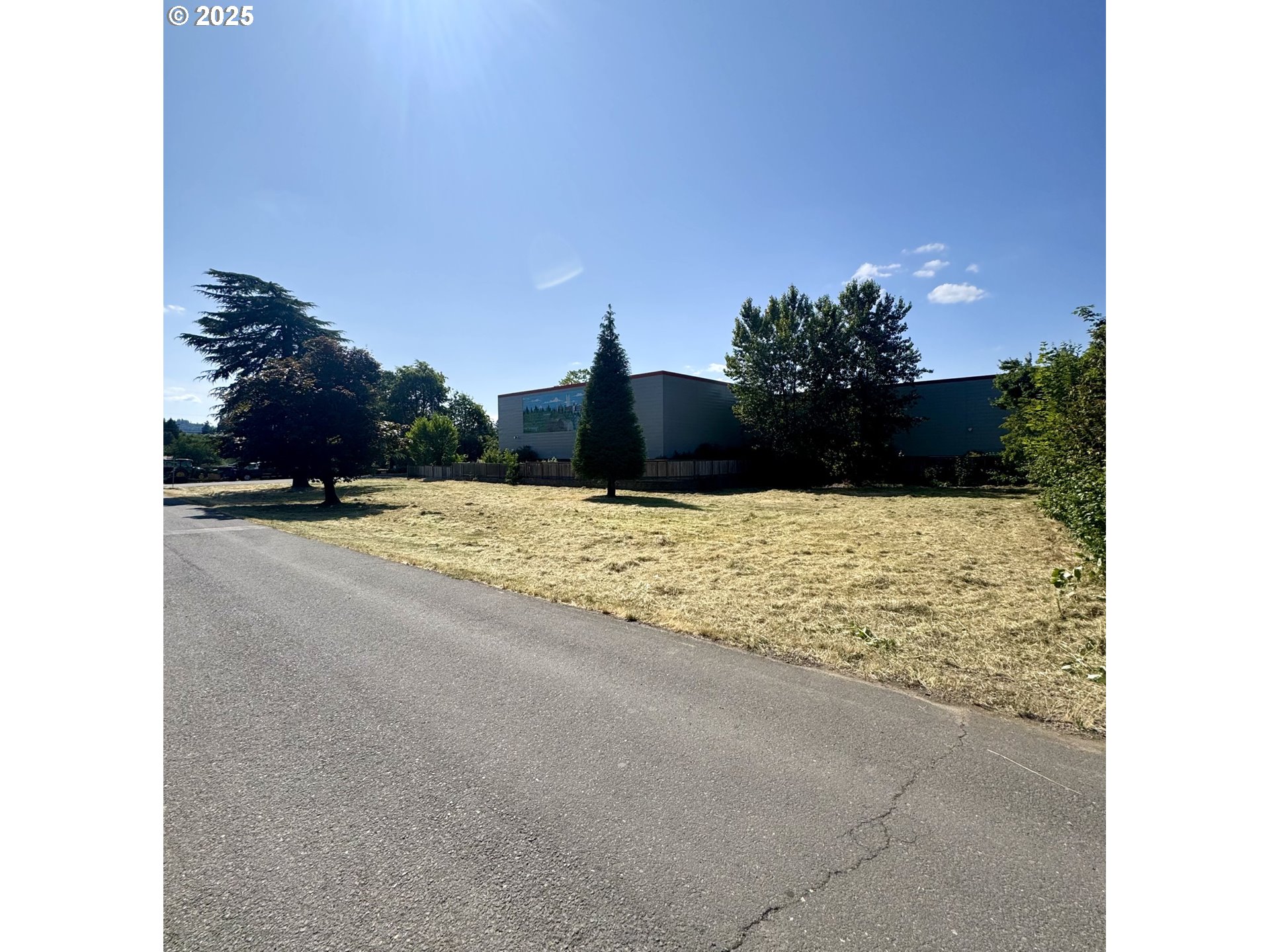 14824 SE KELLOGG AVE