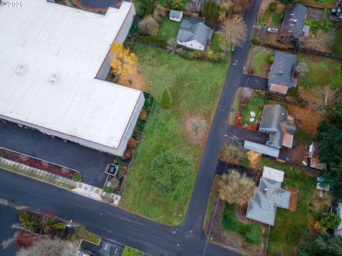 14824 SE KELLOGG AVE Milwaukie OR 97267