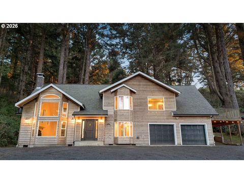 131 ARBOR LN Cannon Beach OR 97110