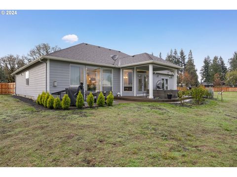 A home in Aumsville