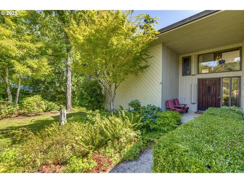 4815 SE Casa Del Rey DR Milwaukie OR 97222