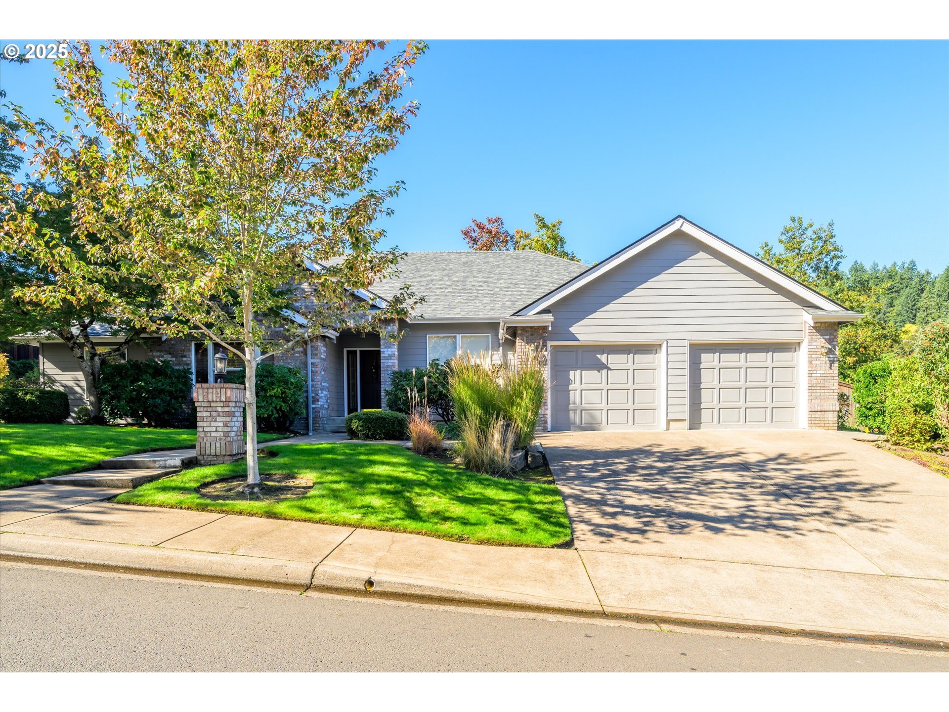 3918 BRAE BURN DR
