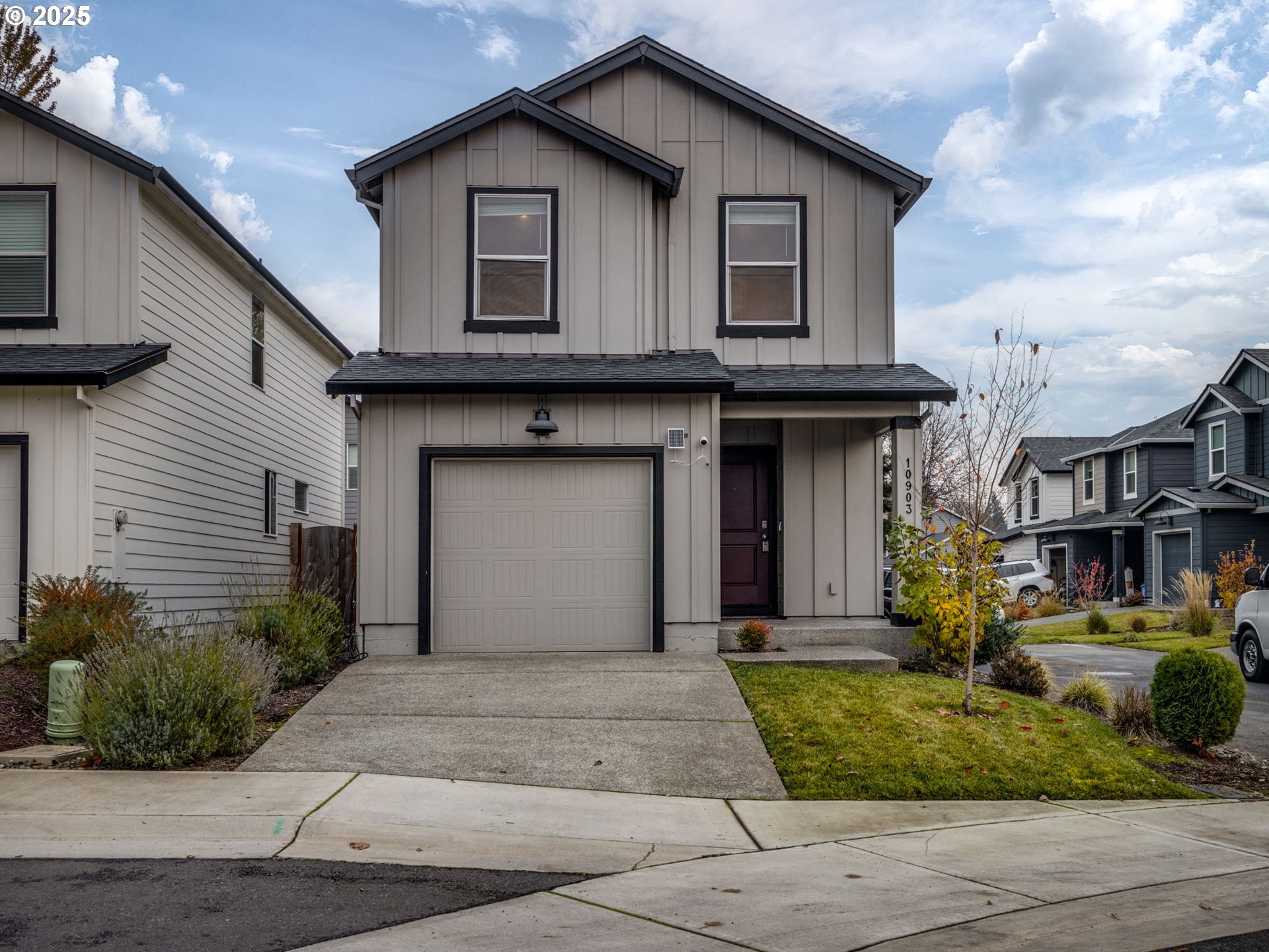 Photo 1 of 40 — 10903 NE 126TH CT, Vancouver, WA 98682