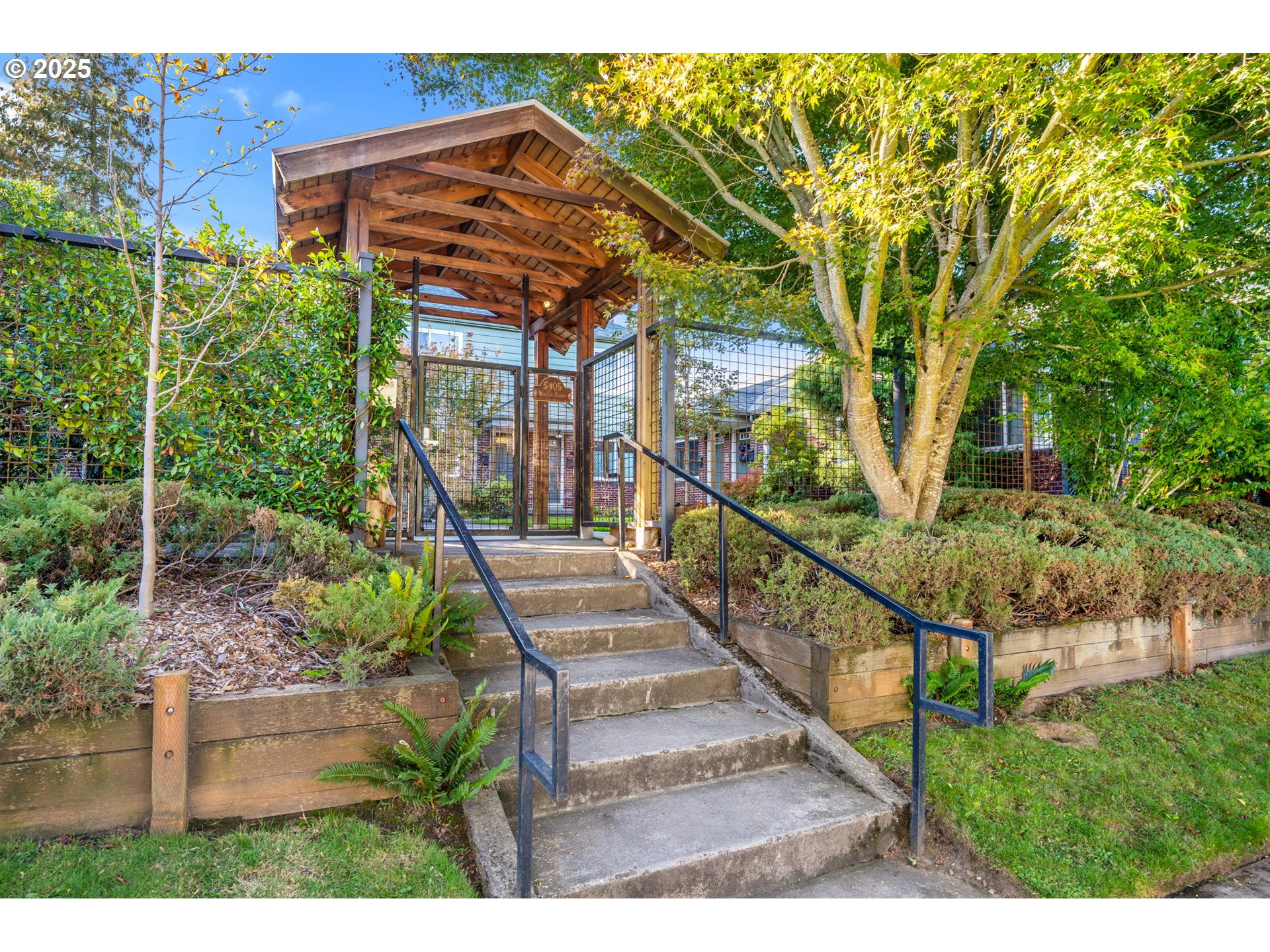 5405 NE 10TH AVE 3