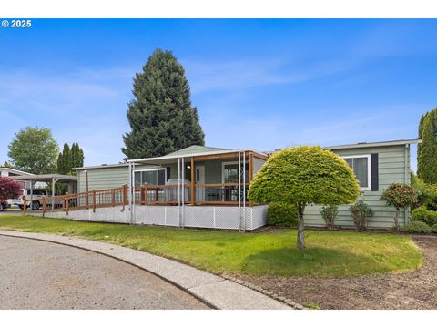 2511 SE RIVER RD 63 Hillsboro OR 97123