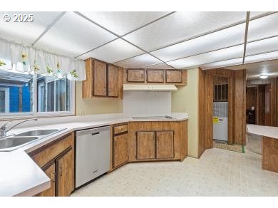 2511 SE RIVER RD 63