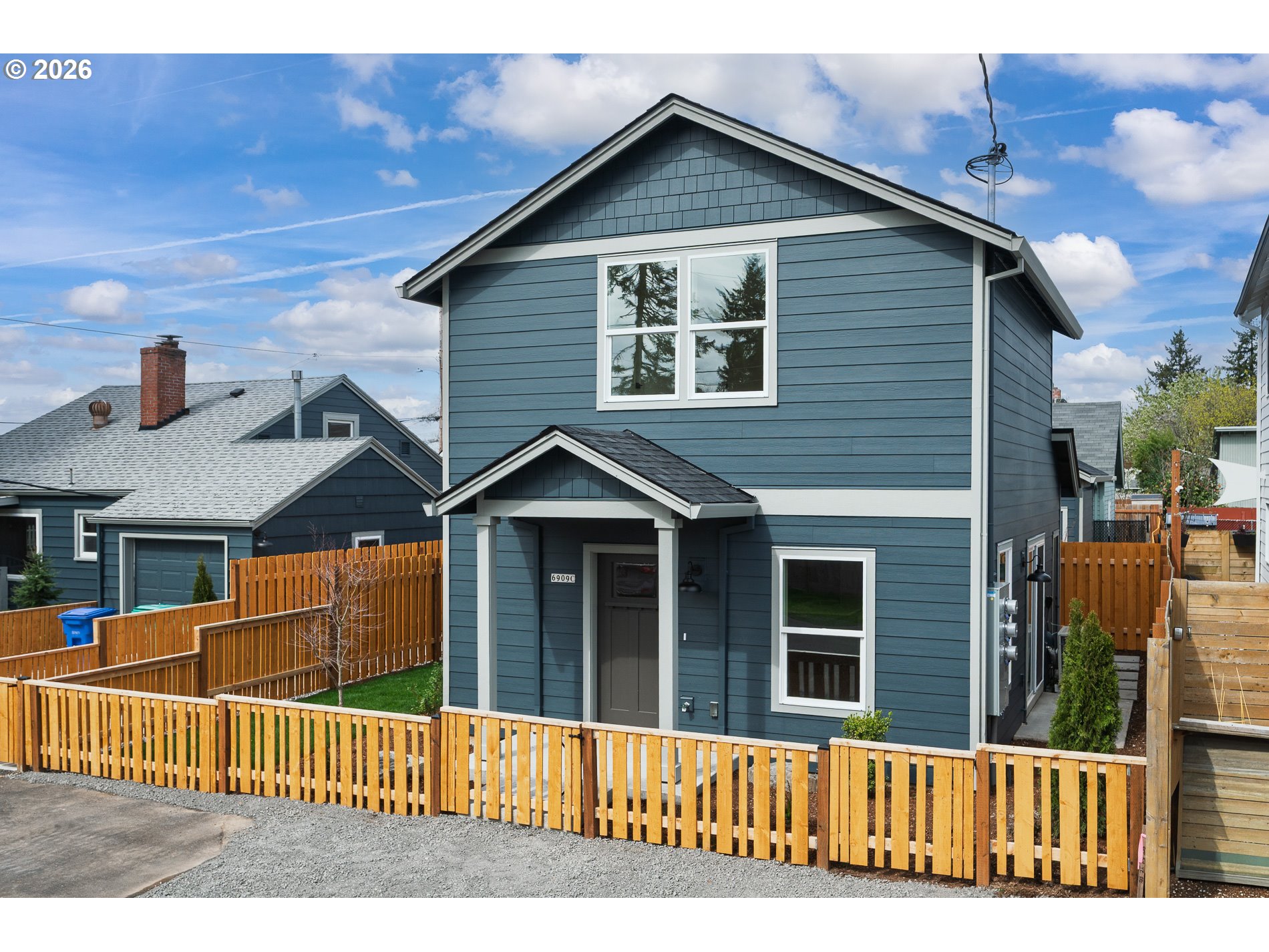 6909 NE Multnomah ST C