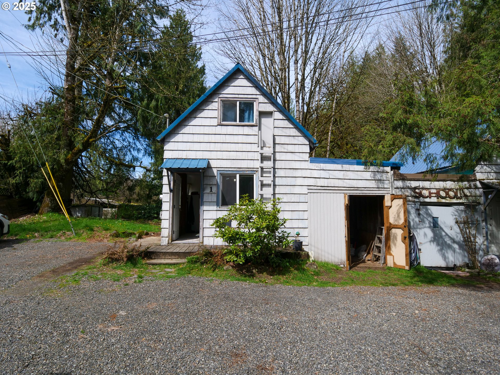 69947 E Highway 26 1