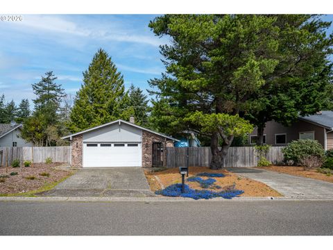 2265 24TH ST Florence OR 97439