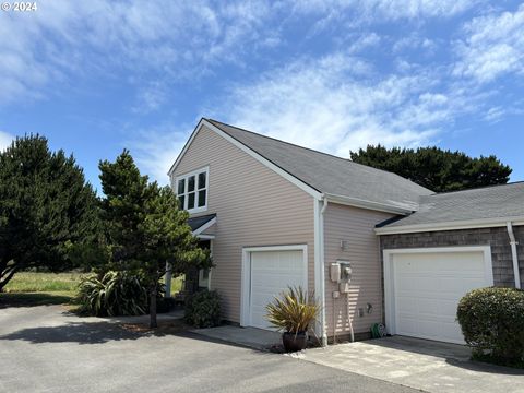 A home in Bandon