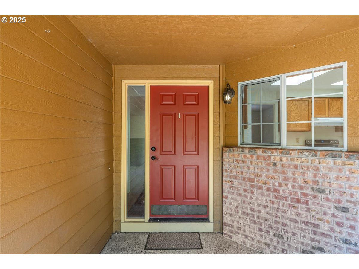 1605 NW 175TH PL