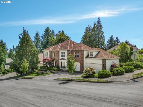 3852 FAIRHAVEN DR West Linn OR 97068