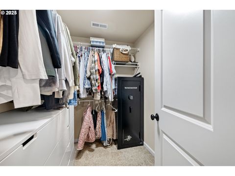 Tiny photo for 982 Creswood Dr, Creswell, OR 97426 (MLS # 612824145)