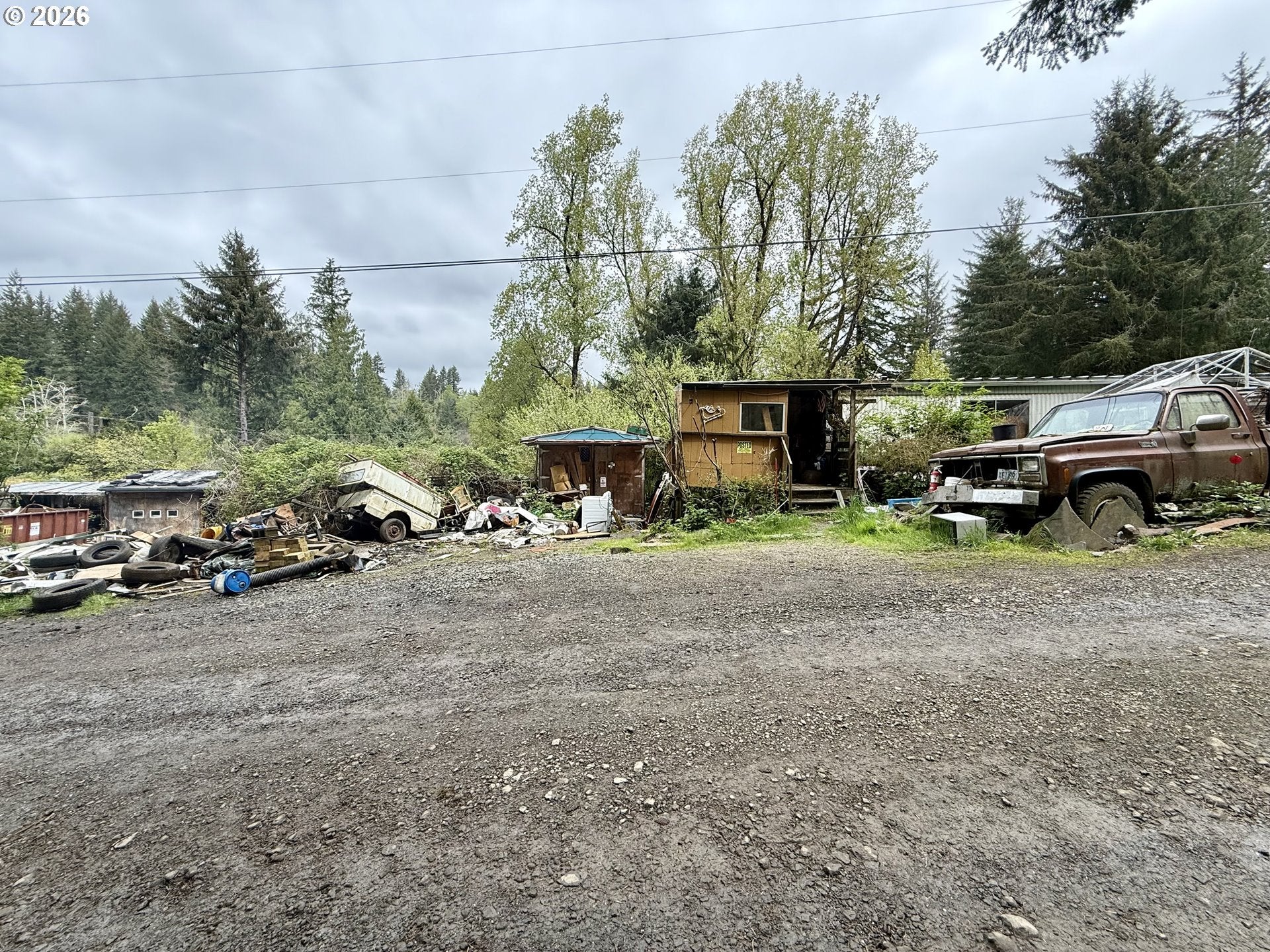 21 N DAVIS LN