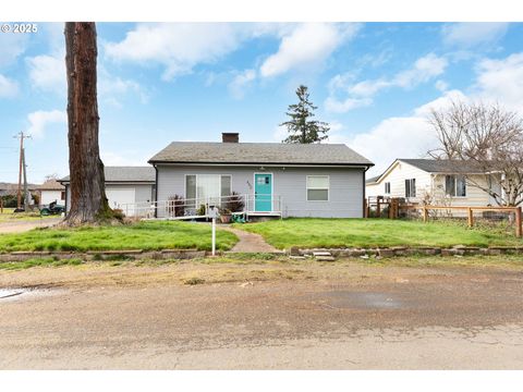 A home in Roseburg