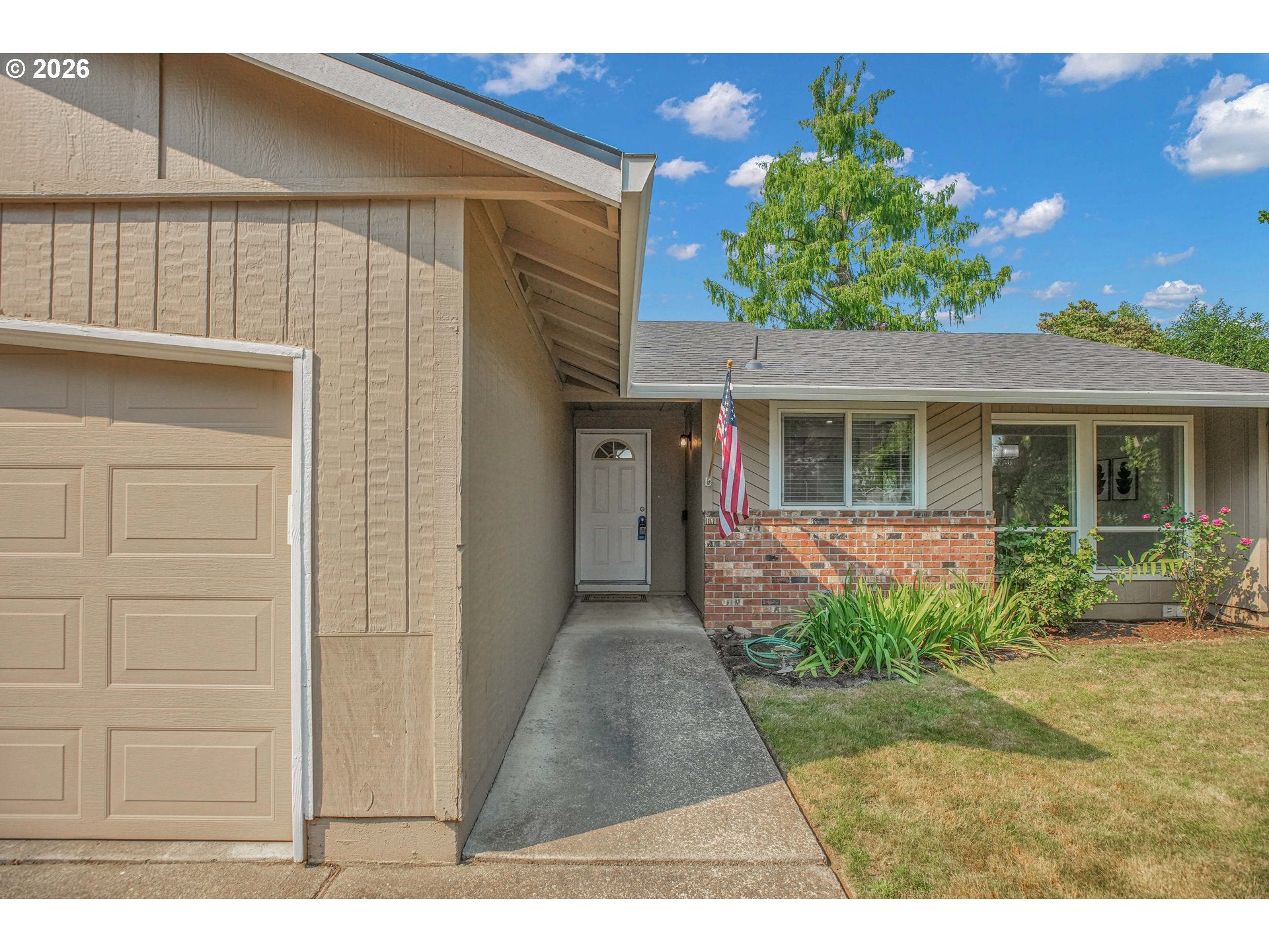 466 SW 13TH AVE