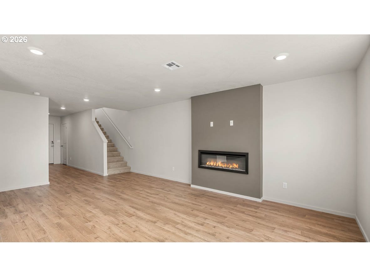 3347 Eden WAY
