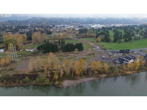 S River RD Kelso WA 98626