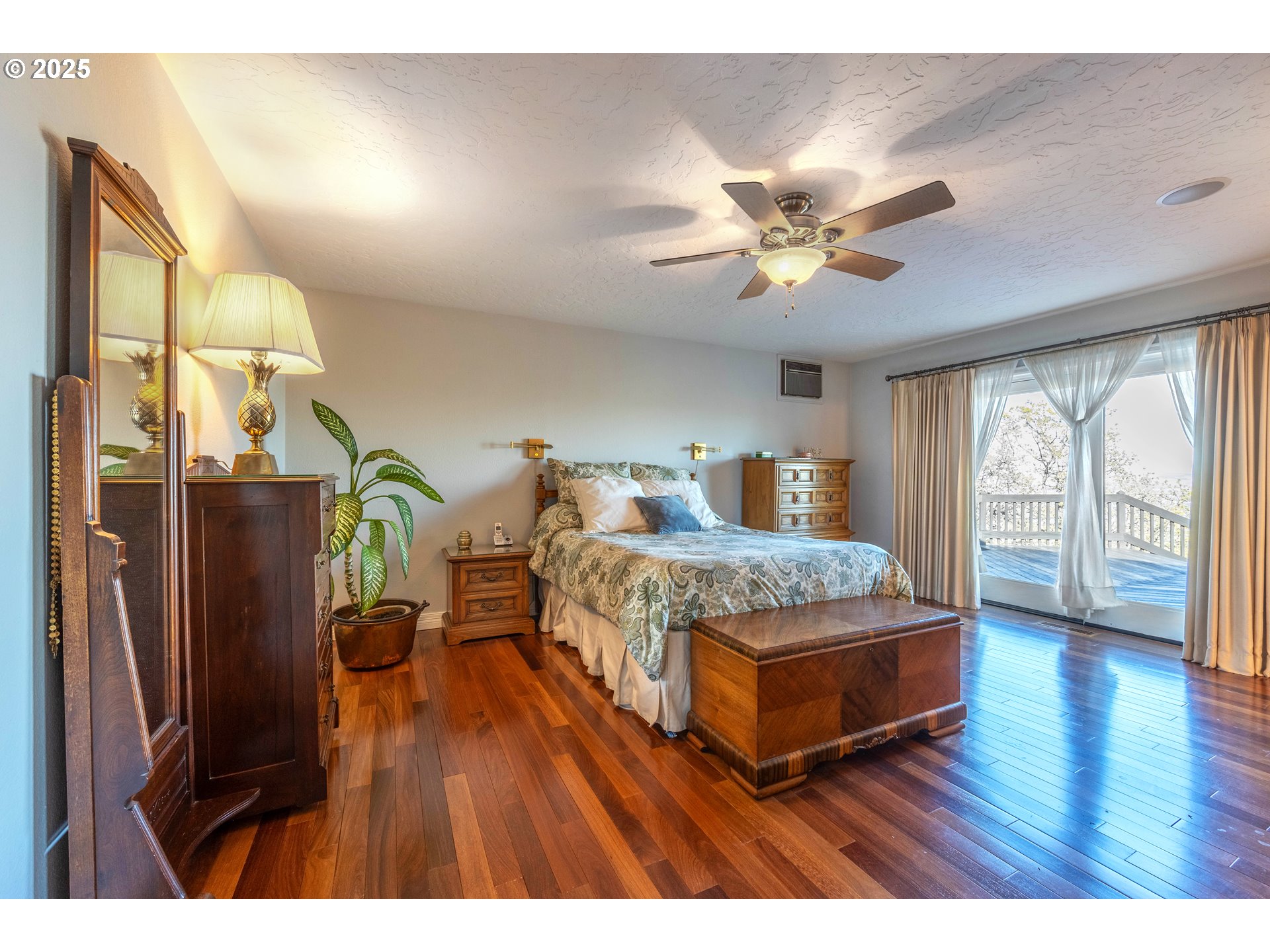 The Dalles, Oregon 97058, United States, 3 Bedrooms Bedrooms, ,2 BathroomsBathrooms,Residential,Active,238807