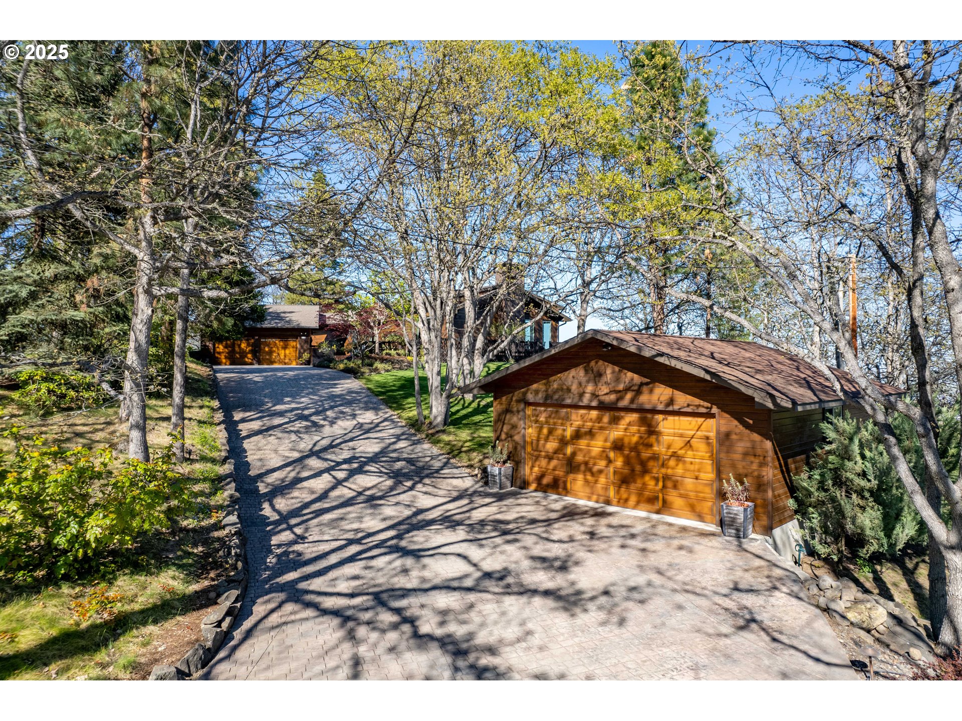 The Dalles, Oregon 97058, United States, 3 Bedrooms Bedrooms, ,2 BathroomsBathrooms,Residential,Active,238807