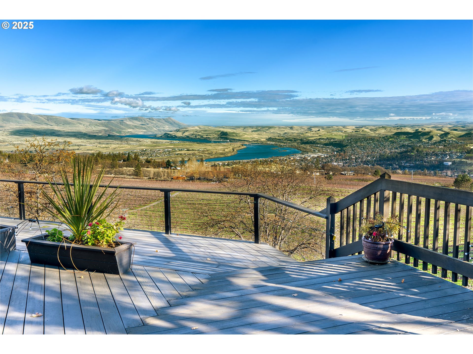 The Dalles, Oregon 97058, United States, 3 Bedrooms Bedrooms, ,2 BathroomsBathrooms,Residential,Active,238807