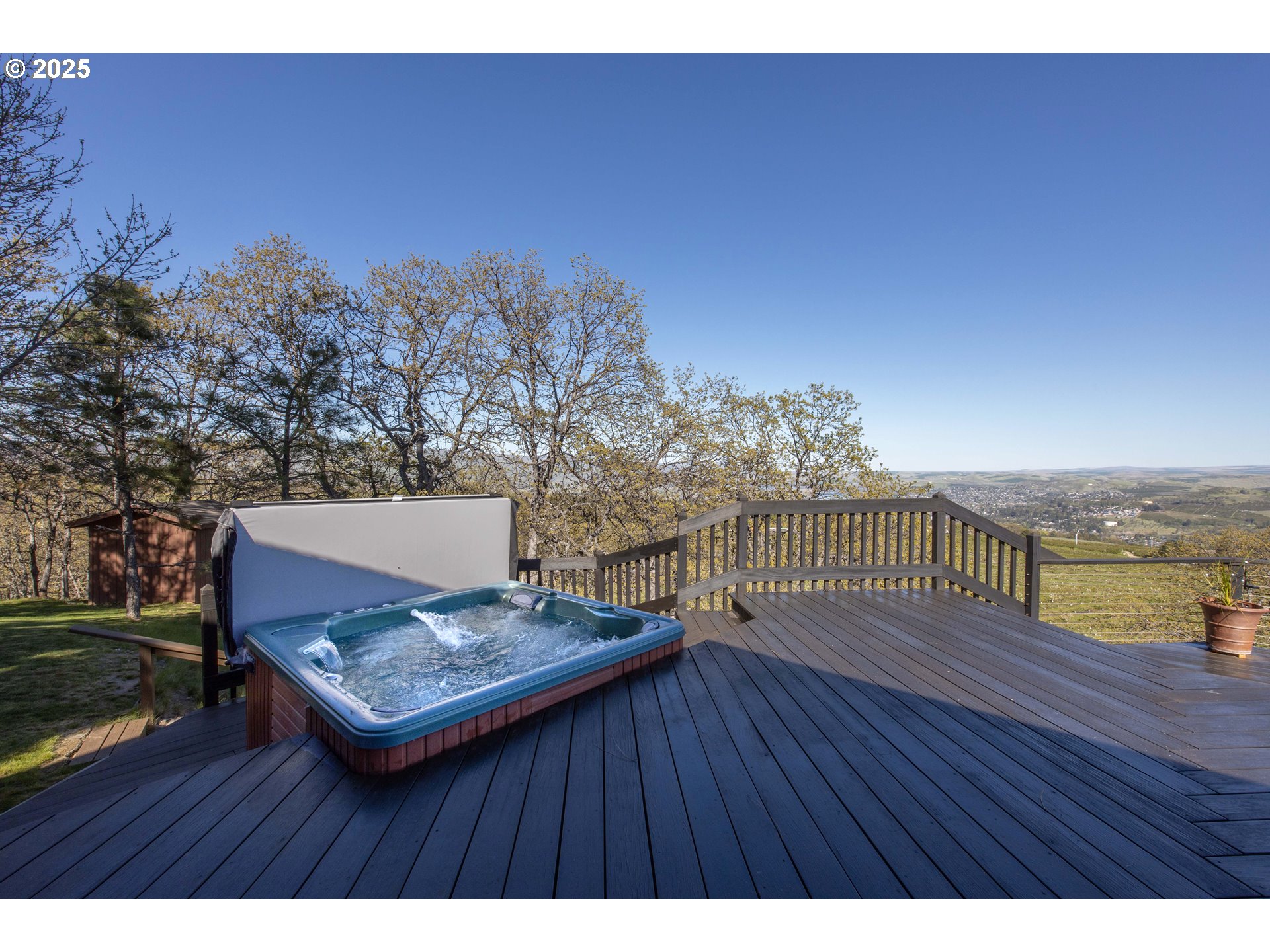 The Dalles, Oregon 97058, United States, 3 Bedrooms Bedrooms, ,2 BathroomsBathrooms,Residential,Active,238807