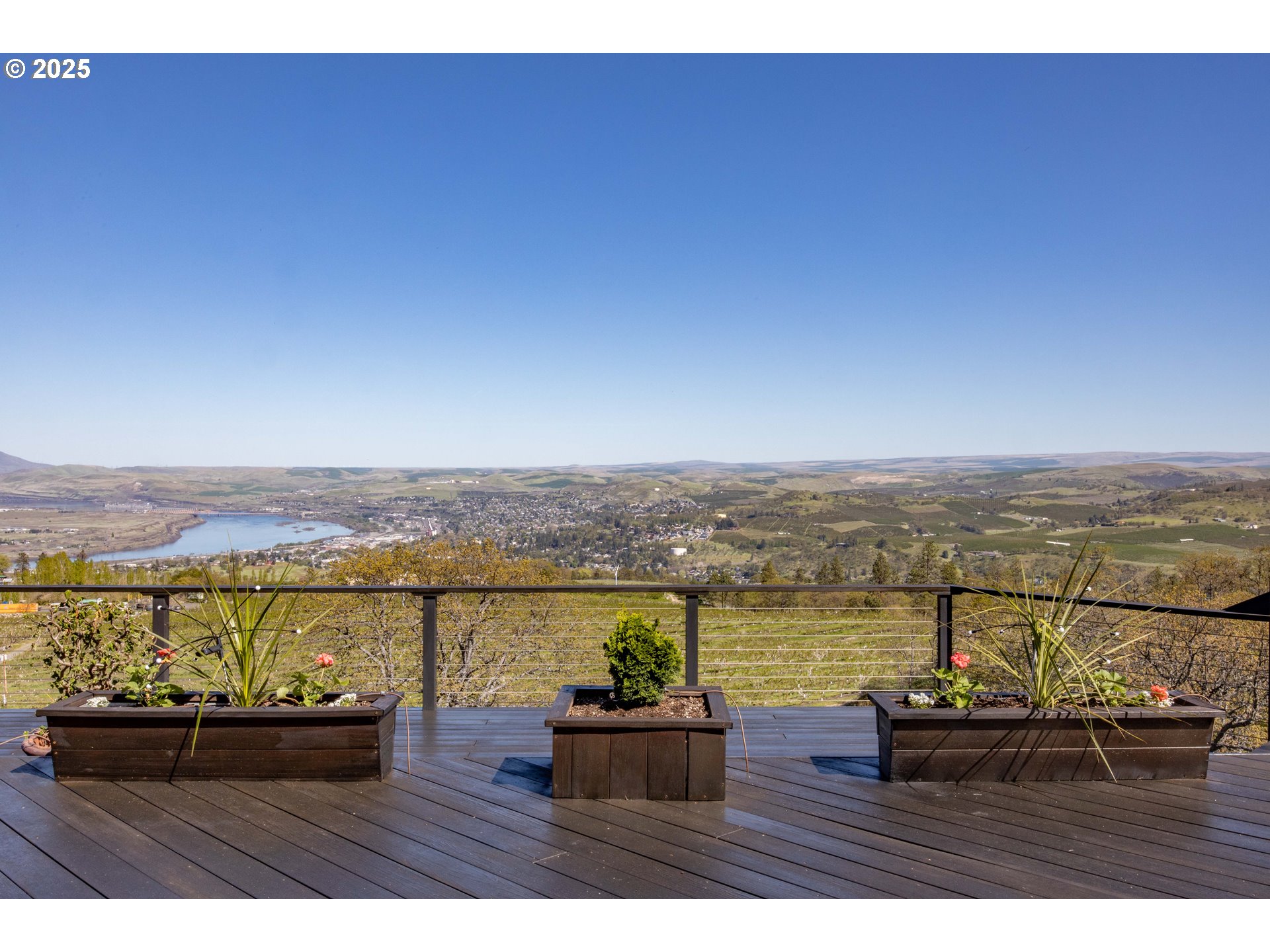 The Dalles, Oregon 97058, United States, 3 Bedrooms Bedrooms, ,2 BathroomsBathrooms,Residential,Active,238807