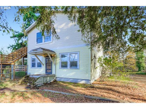 9310 SE LINWOOD AVE Milwaukie OR 97222