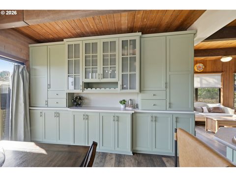 Tiny photo for 31149 Camas Swale Rd, Creswell, OR 97426 (MLS # 778253358)