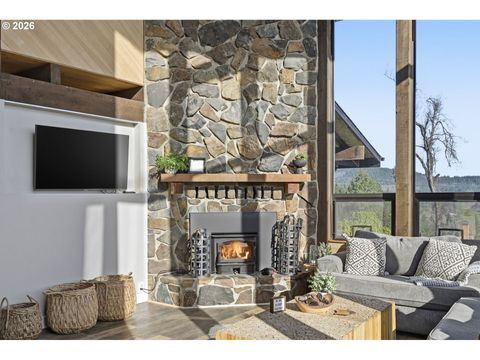 Tiny photo for 31149 Camas Swale Rd, Creswell, OR 97426 (MLS # 778253358)