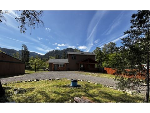 Photo of 47426 School St, Oakridge, OR 97463 (MLS # 571248221)