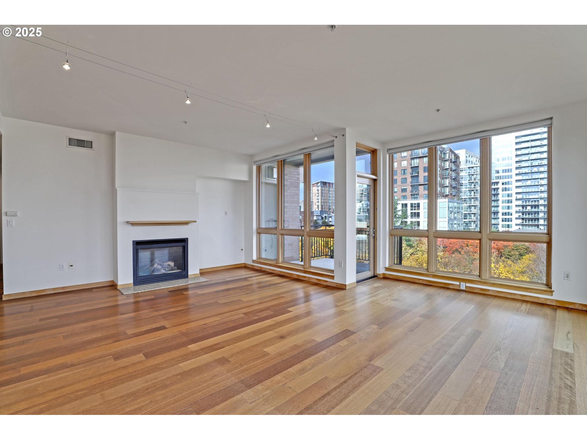 1030 NW JOHNSON ST 521