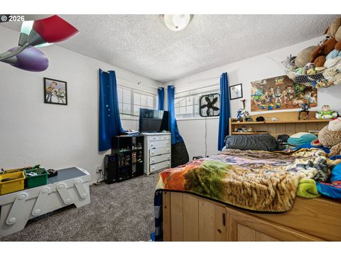Tiny photo for 402 N D St, Lowell, OR 97452 (MLS # 207825332)